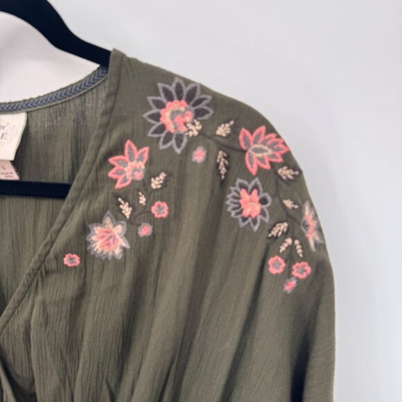 Knox Rose Dress Womens Small Green Rayon Blend Pink Embroidered Floral Tie Waist - Picture 3 of 8